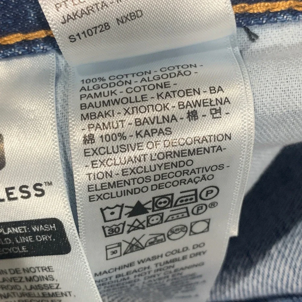 Levi's 550 Relaxed Fit Jeans Mens 46x30 Blue Tapered Leg Medium Wash Denim
